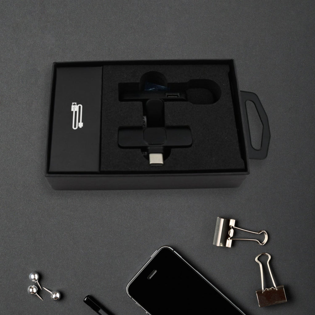 Streaming Clip on Microphone