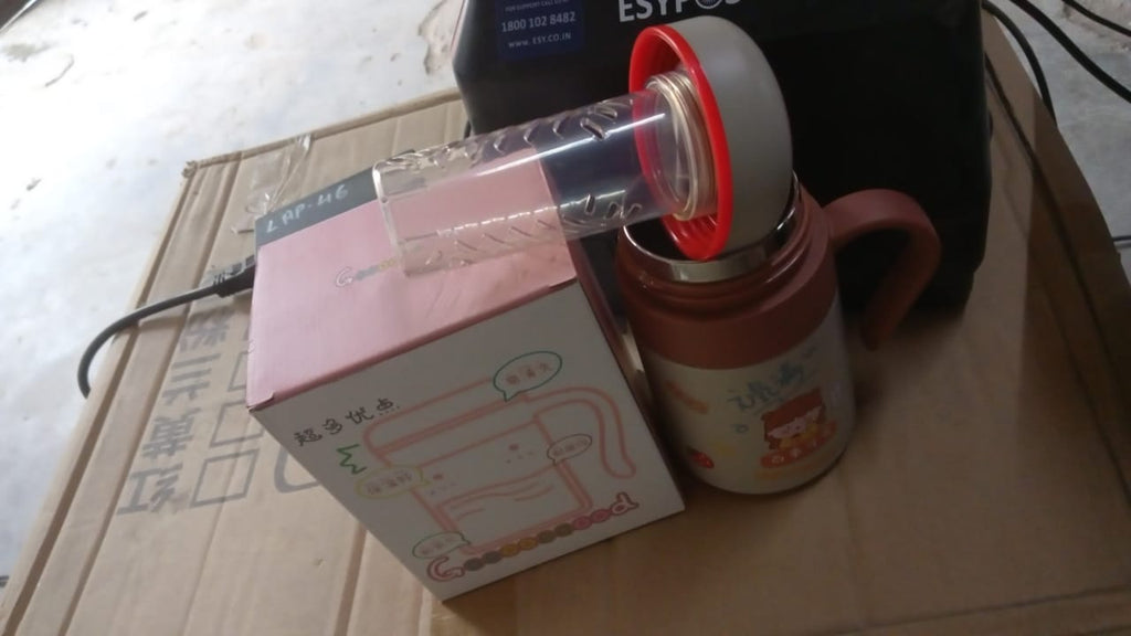 Stainless Steel Mug / Bottle Vacuum Insulated Cup with Handle & Small cup, Tumbler (550 ML)